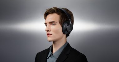 Huawei ги објави FreeBuds Studio слушалките со интелигентно намалување на бучавата