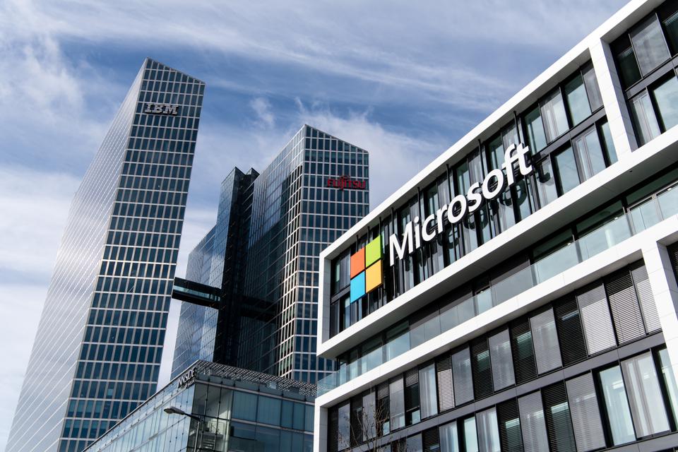 Microsoft ја продолжи работата од дома до јули 2021. година