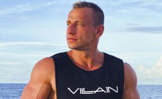 (Видео) Познат јутјубер ги скрши 'рбетот и вратот по скок со падобран