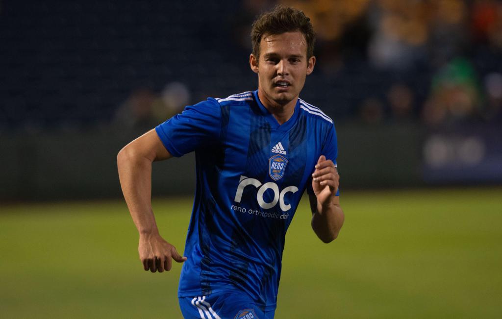 Даниел Мусовски прифати да игра за Македонија