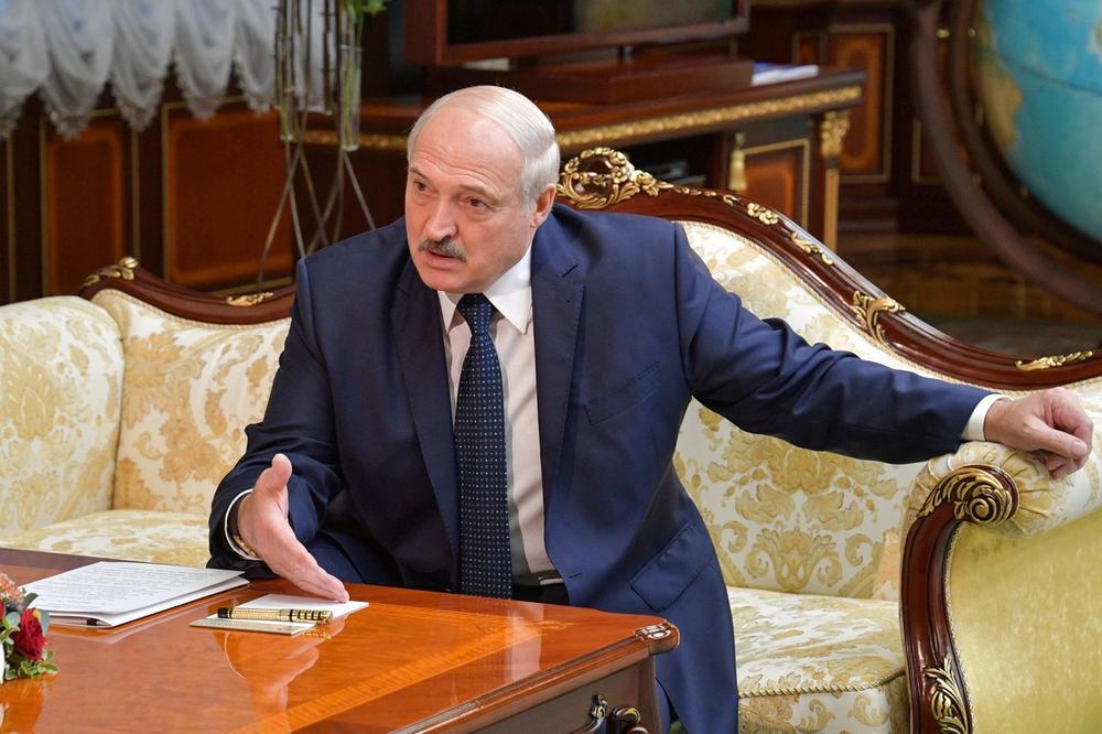 Лукашенко е загрижен за народот - „Што ќе правите без мене“