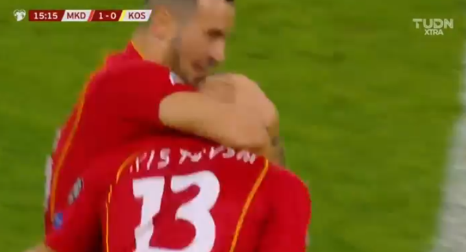 Малку среќа и 1:0 за Македонија по 15 минути игра!
