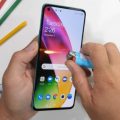 Новиот OnePlus 8T на тест на издржливост (ВИДЕО)