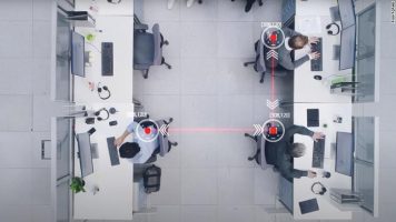 Паметен сензор за следење на физичката дистанца на работното место