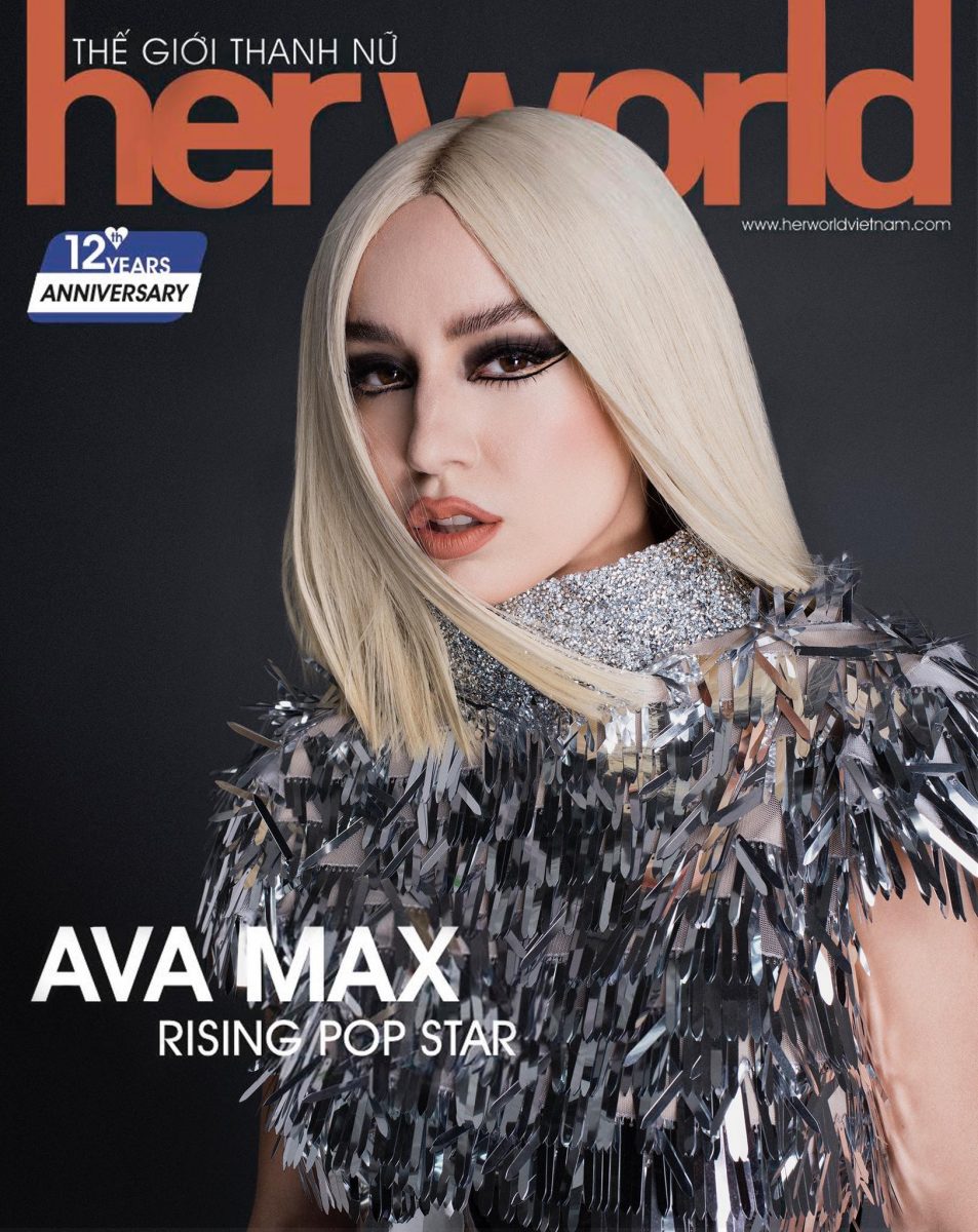 Пејачката Ава Макс во фустан на Златко Јовановски на насловната на светски магазин