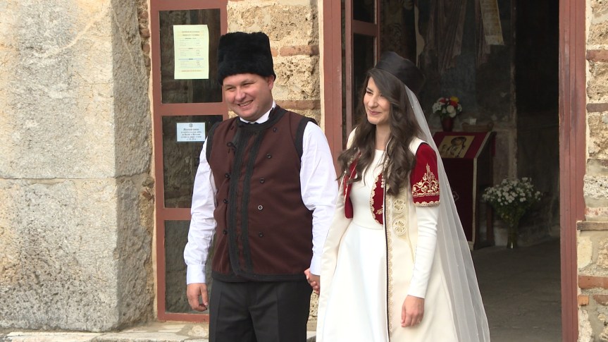 Со „Пукни зоро“ во Косово се женеше градоначалникот Саша Богдановиќ