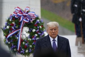 Трамп е ист како Милошевиќ, иако не е обвинет за воени злосторства: „Њујорк тајмс“ за американскиот претседател
