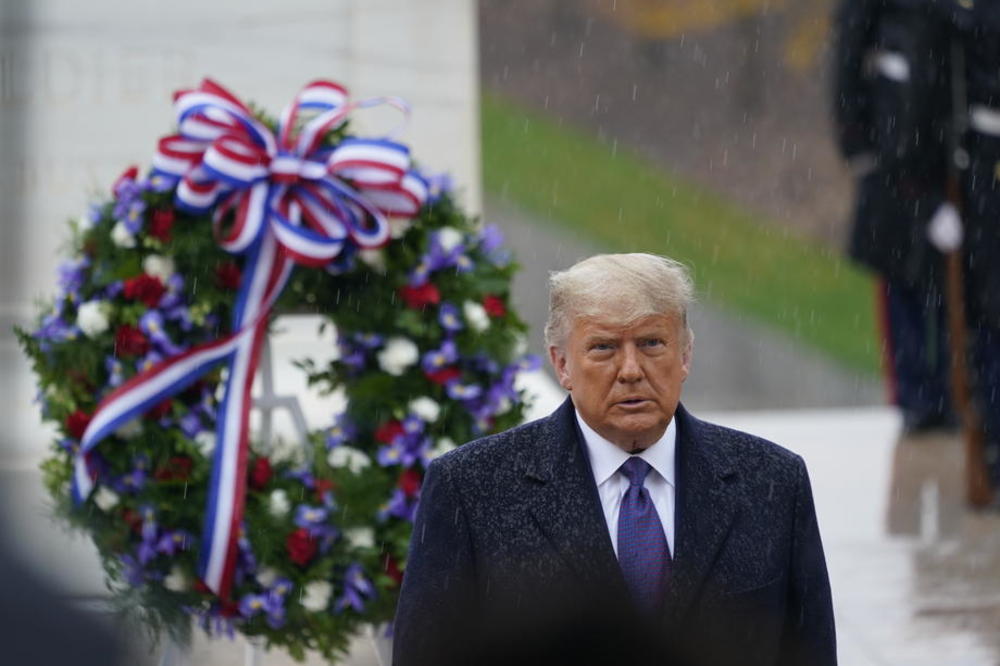 Трамп е ист како Милошевиќ, иако не е обвинет за воени злосторства: „Њујорк тајмс“ за американскиот претседател