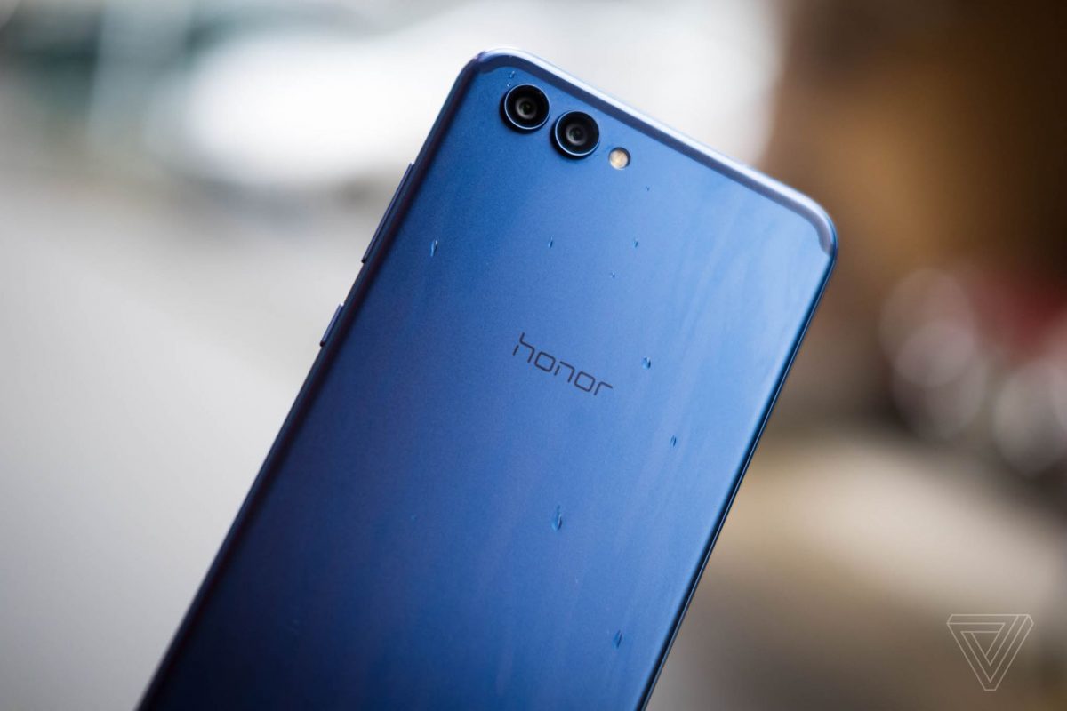 Huawei потврди дека го продава Honor!