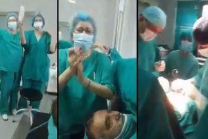 (Видео) Пациент и медицински сестри пеат народни песни за време на операција