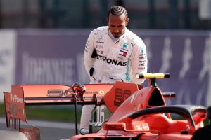 Хамилтон: Не беше пишано да завршам во Ферари