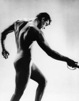 Шон Конери ги покажуваше мускулите години пред да стане име во Холивуд