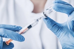 „АстраЗенека“ ќе спроведе дополнителни клинички исптувања на вакцината