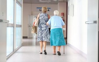 101-годишна Италијанка третпат заразена од корона