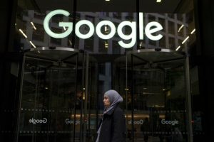 Google барал од вработените позитивно да зборуваат за AI
