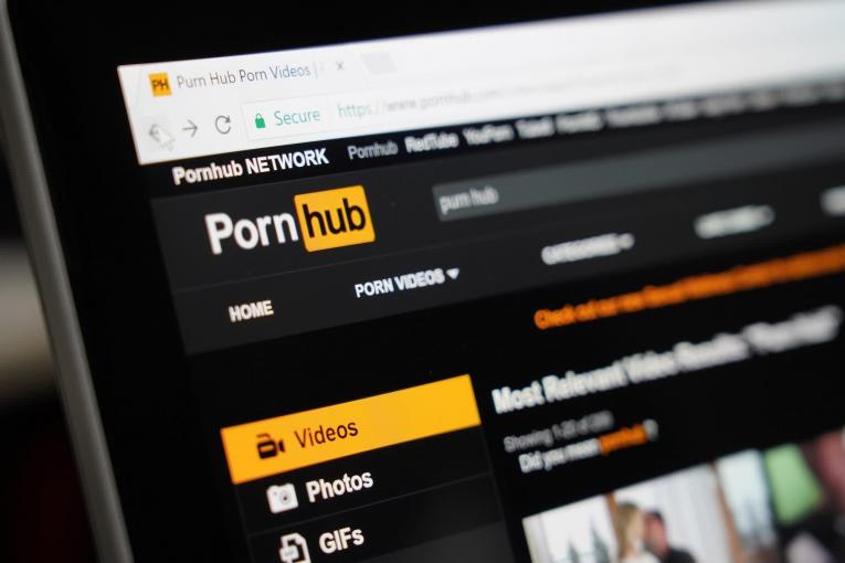 Visa и Mastercard ќе ги блокираат трансакциите кон Pornhub
