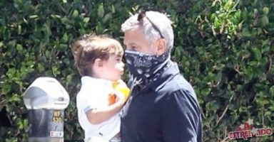 Џорџ Клуни исплашен за здравјето на неговиот син