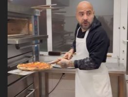 (Видео) Панчо стана пица-мајстор: Да имам некакви приходи додека трае пандемијата