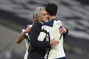 Мурињо менаџер на месецот во Премиер лигата