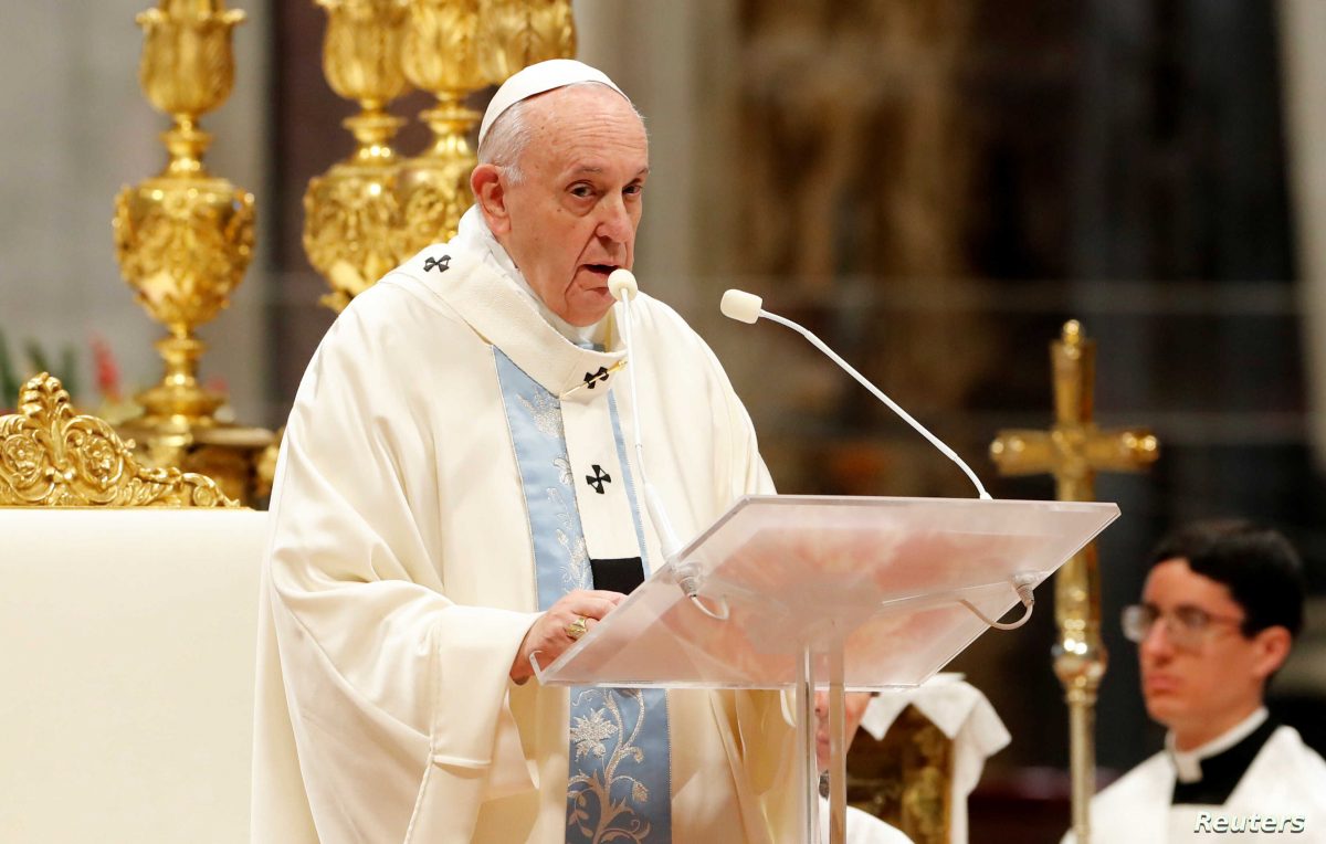 Папата Франциск нема да ја предводи новогодишната миса