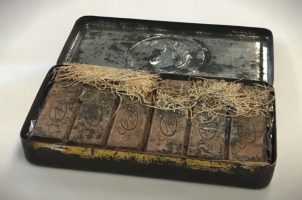 Пронајдено чоколадо старо 120 години што може да се јаде (ВИДЕО)