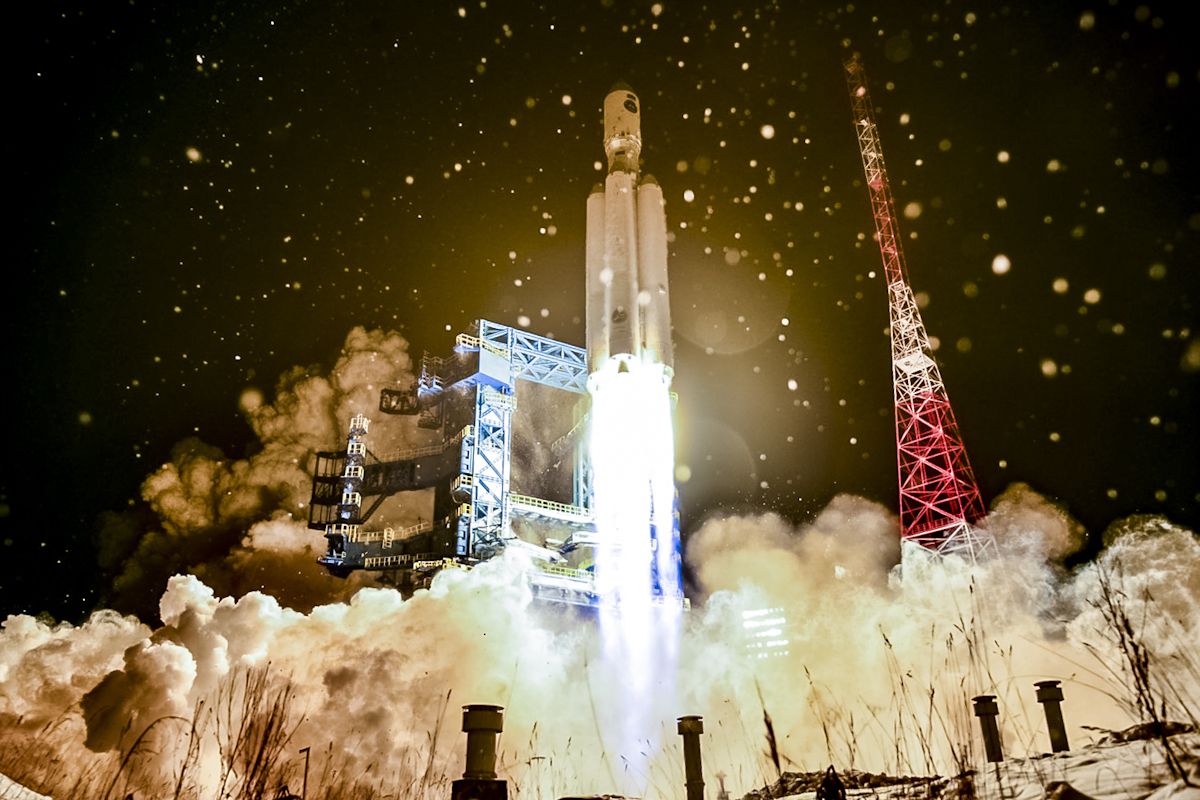 Русија успешно ја лансираше новата ракета Ангара (ВИДЕО)