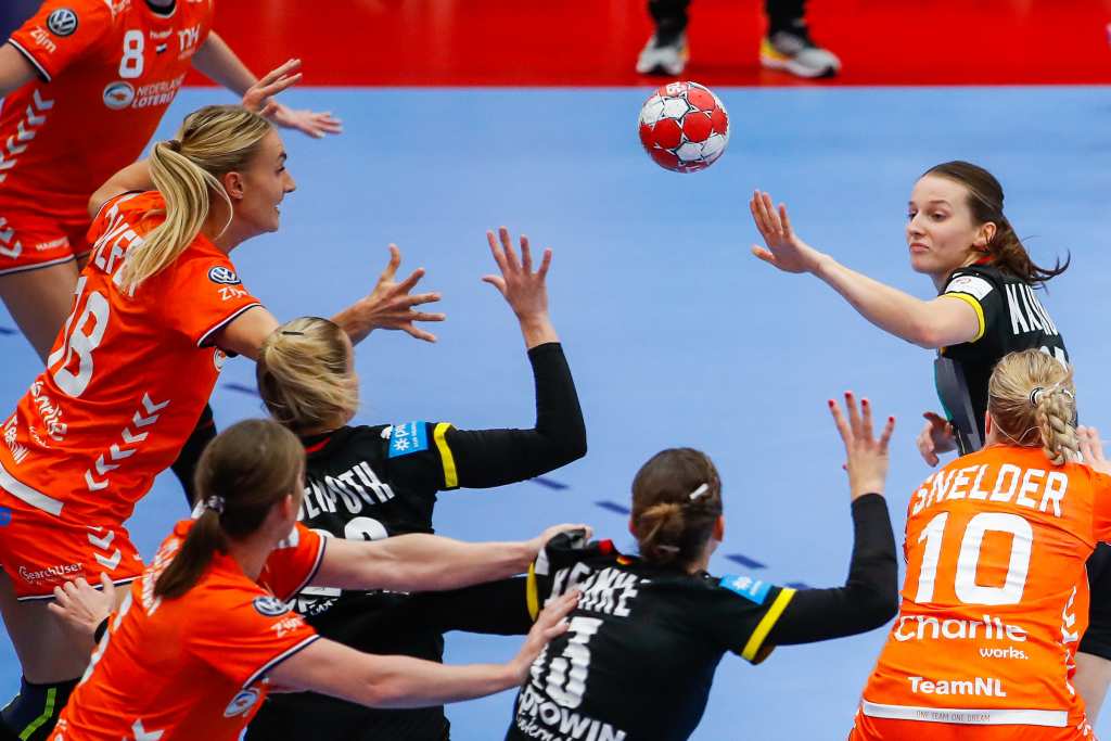 Холанѓанките во драма подобри од Германките, но тоа не е доволно за полуфинале!
