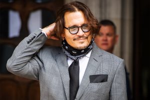 „Нетфликс“ ги избриша сите филмови во кои глуми Џони Дип