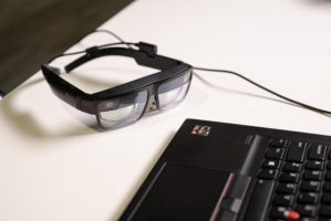 Lenovo ги претстави ThinkReality A3 прилагодливите паметни очила