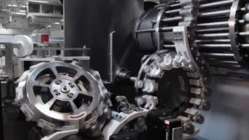 Погледнете како се создава новата револуционерна батерија на Tesla (ВИДЕО)