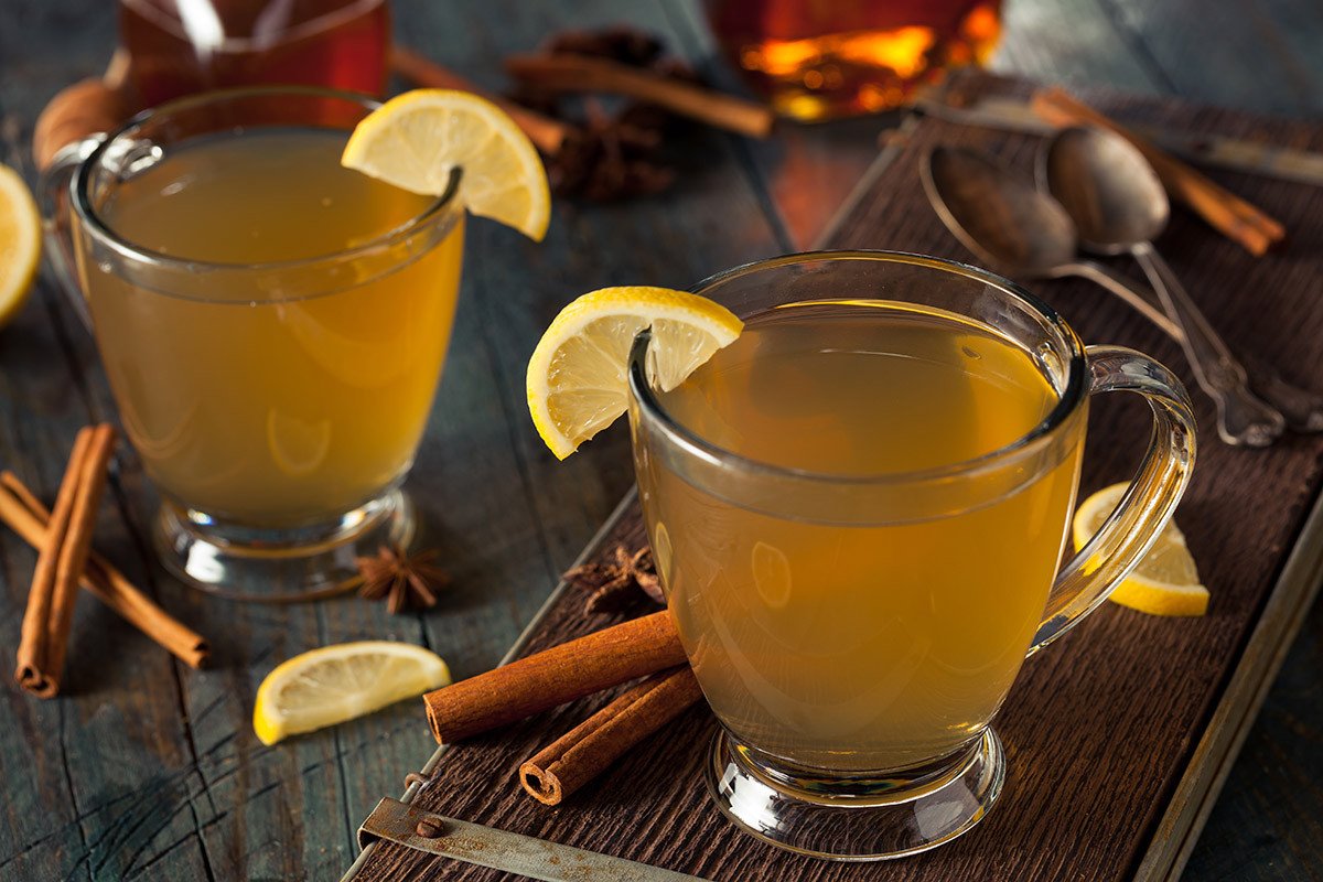Смирете го воспалението на синусите со домашен чај од мед и јаболков оцет