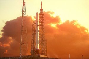 Blue Origin го одложи првиот лет на ракетата New Glenn