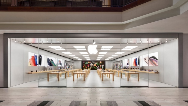 Apple ќе ги отвори сите 270 продавници во САД