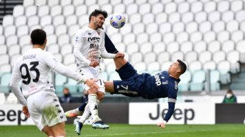 Јувентус нема да го отпуштат Пирло, ниту да го продадат Роналдо