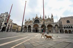 Венеција го слави 1600. роденден без туристи