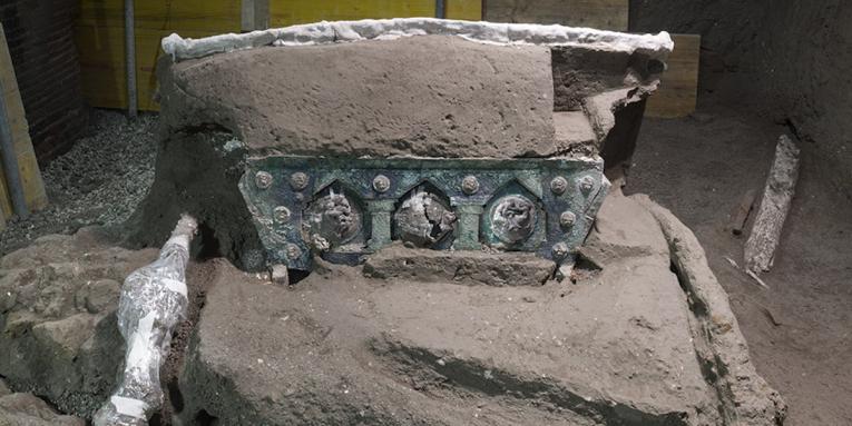 (Видео) Во Помпеја пронајдена античка римска кочија