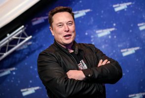 Елон Маск: На Tesla ќе можете да ѝ плаќате со биткоини