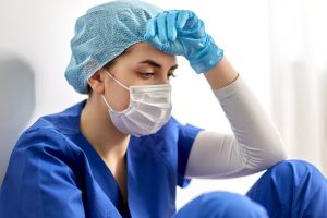 Понежниот пол сочинува 70 проценти од сите заразени со корона на работното место