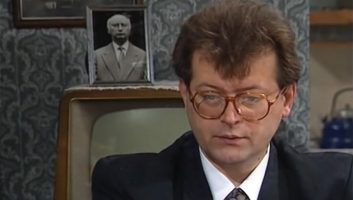 Почина глумецот Борис Комнениќ, популарниот Саша Попадиќ од “Подобар живот“ (ФОТО)