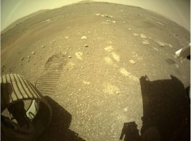 Роверот на NASA првпат се движеше по површината на Марс (ВИДЕО)
