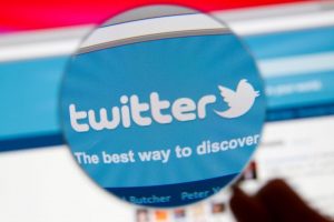 Русија: „Твитер“ го крши законот, не ги брише забранетите содржини, спорни повеќе од 2800 твитови