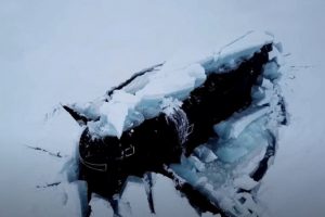 Спектакуларно испловување на невидливите убијци под арктичкиот мраз (ВИДЕО)