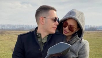 (Фото) Цеца задовoлна за 8 Mарт: Афродизијак од дечкото за фолк-пејачката