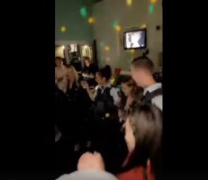 (Видео) Полиција упадна среде македонска свадба, па место да ја растури се фати за оро