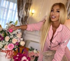 (Галерија) Златен часовник и секси пижами од Серјожа: Аделина Тахири славеше роденден