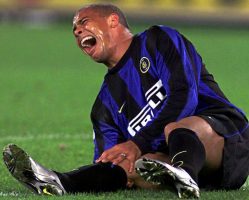 Пред 21 година се случи најтажната повреда во фудбалот – крикот на „феноменот“ Роналдо