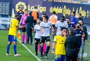 Расизмот го засени фудбалот на Кадиз-Валенсија