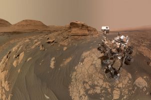 Роверот на NASA испрати селфи од Марс