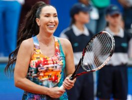 Тенисерката Јелена Јанковиќ стана мајка