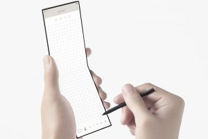 Oppo подготвува преклопен смартфон со 7-инчен екран